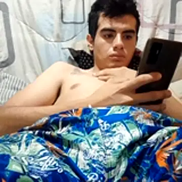 Ortiz3404 লাইভ XXX চ্যাট