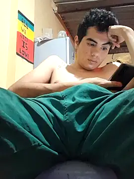 Ortiz3404 Show in webcam
