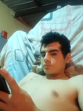 Show de Ortiz3404 na webcam