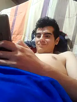 Ortiz3404's Live XXX Chat