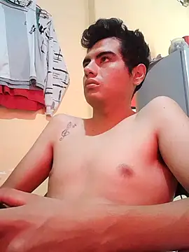Show de Ortiz3404 na webcam