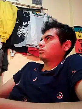 Ortiz3404 Show Webcam