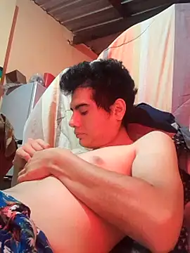 Ortiz3404 Show in webcam