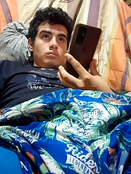 Ortiz3404's Live XXX Chat
