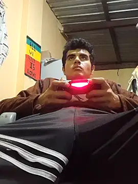 Show de Ortiz3404 na webcam