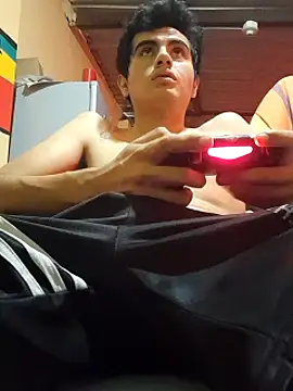 Ortiz3404's Live XXX Chat