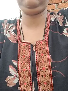 Chat +18 de Sonirajpoot1 ao vivo