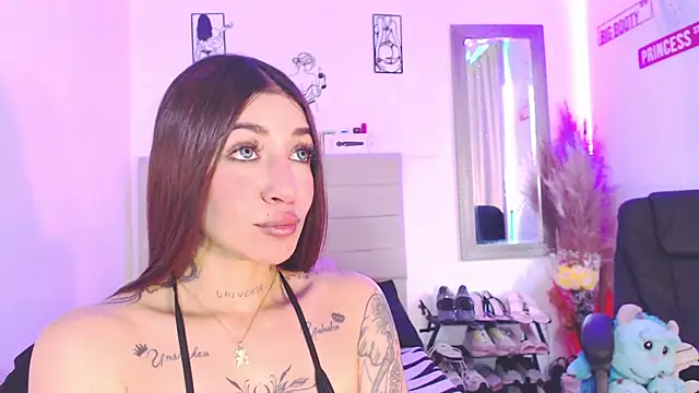 Show de Anna_belly na webcam