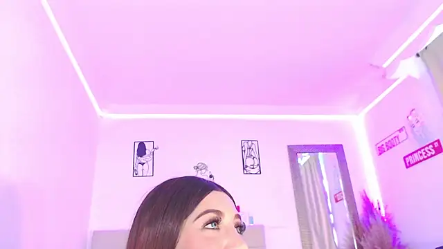 Anna_belly Adlı Modelin Canlı XXX Sohbeti