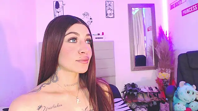 Chat XXX en directo de Anna_belly