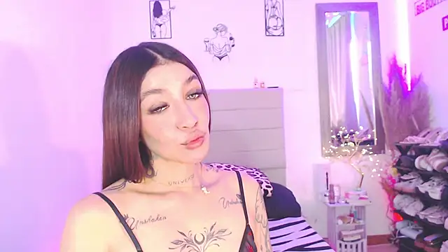 Anna_bellyのライブXXXチャット