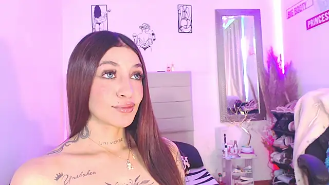 Anna_belly's Webcam Show