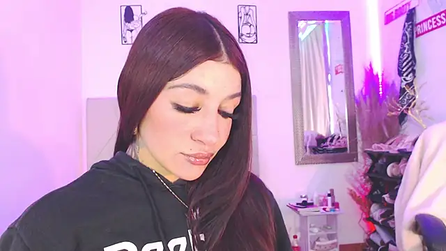 Anna_belly's Webcam Show