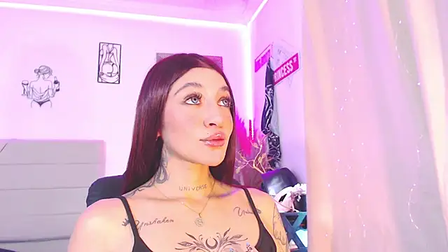 Anna_belly's Webcam Show