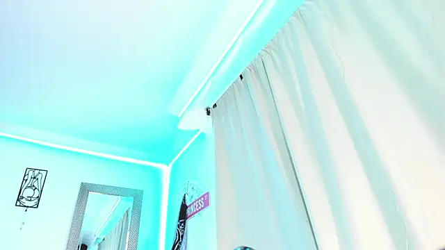 Anna_belly Adlı Modelin Web Kamerası Şovu