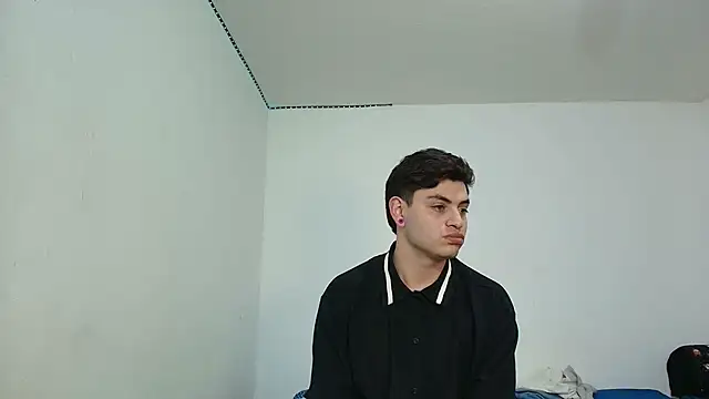 Naughty_Nights_Live Pertunjukan Webcam