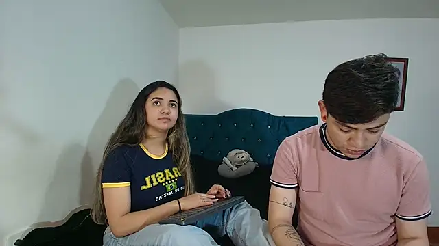 Naughty_Nights_Live Pertunjukan Webcam