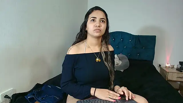Naughty_Nights_Live 网络视讯表演