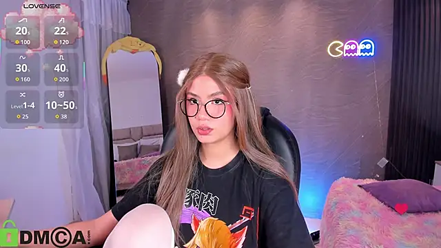 Arinextdoor's Live XXX Chat