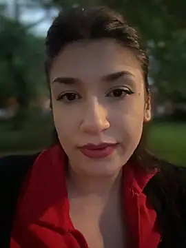 ScarletBloom_ – live chatrum