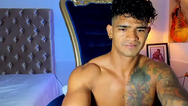 antonio__444 Webcam-Show