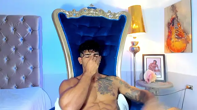 Show de antonio__444 na webcam