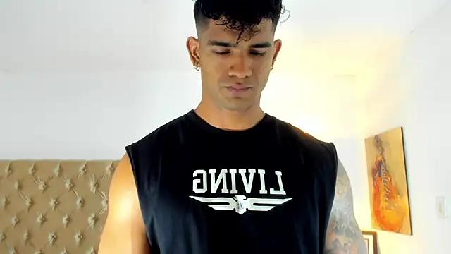 Show de antonio__444 na webcam