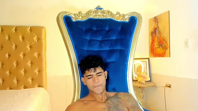 antonio__444 Show Webcam