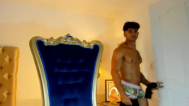 antonio__444 Show Webcam