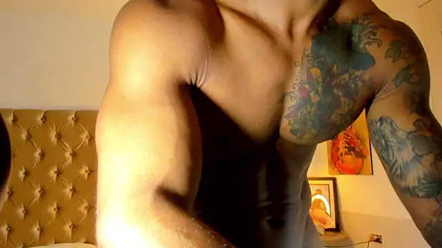 antonio__444   – webcam-show