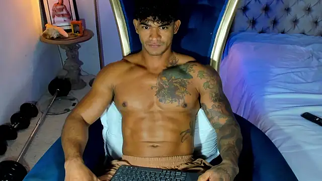 antonio__444 Show Webcam