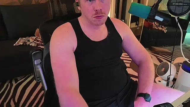 SwitchDean webkamerás műsora