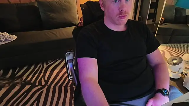 SwitchDean Pertunjukan Webcam