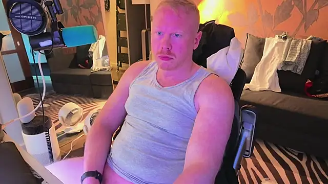 SwitchDean Show in webcam