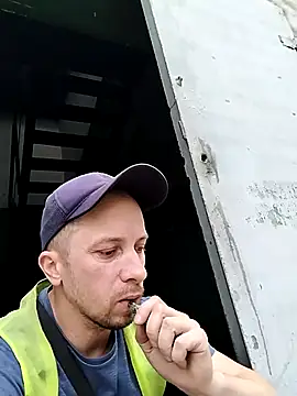 hornny_boy35: διαδικτυακό σόου στην κάμερα