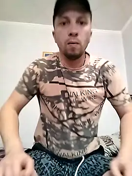 הופעת וובקאם של hornny_boy35