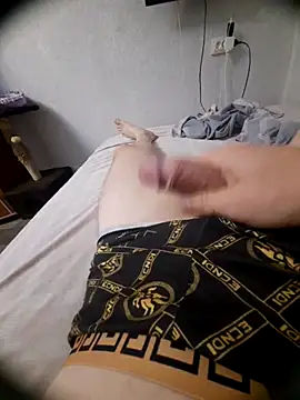 hornny_boy35 Show in webcam