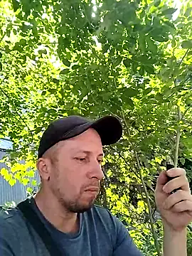 hornny_boy35 网络视讯表演