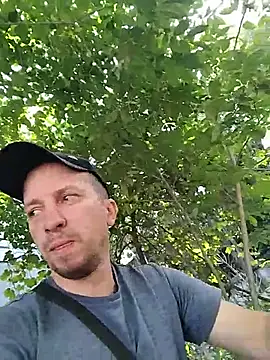 Pokazy przed kamerką – hornny_boy35