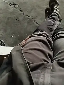 hornny_boy35 webkamerás műsora