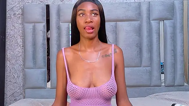 EbonyCoWorker Chat XXX in diretta