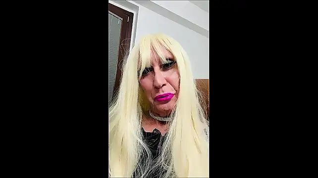 ROBY_SWEETHOT's Live XXX Chat