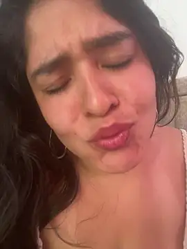 Chat XXX ao vivo de EmilyNoir1