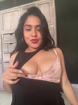 EmilyNoir1 Live XXX-chat