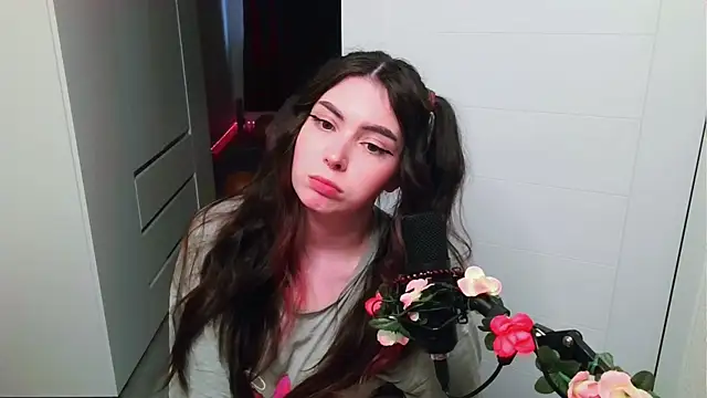 peachyness Adlı Modelin Canlı Sohbet Odası