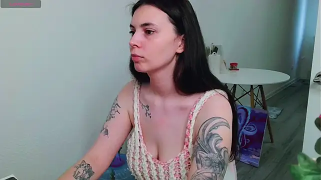 peachyness Adlı Modelin Canlı XXX Sohbeti