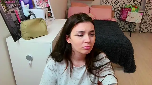 peachyness webcam show