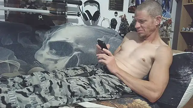 TomXXII's Webcam Show