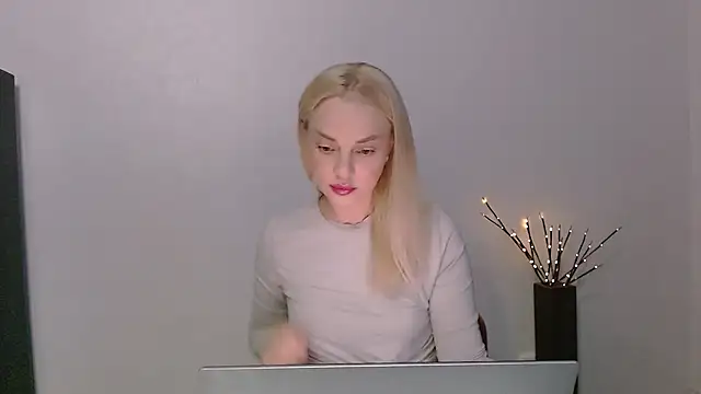 Lia_noo_regrets Live XXX-Chat