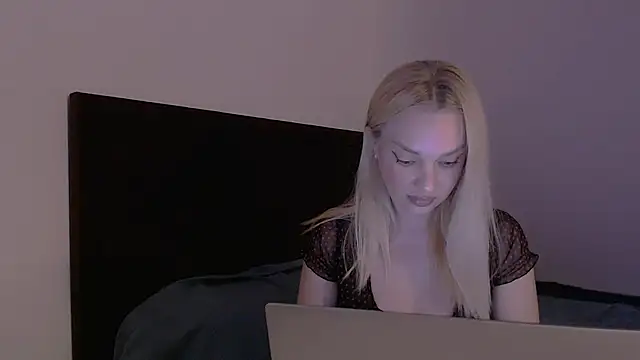 دردشة Lia_noo_regrets الجنسية المباشرة